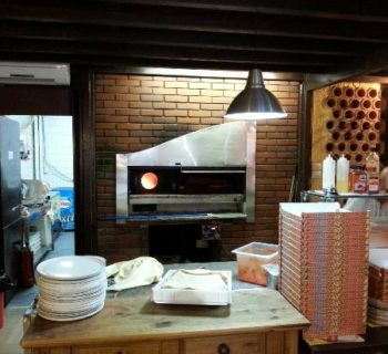 Ristorante Pizzeria Da Franco a Lugano-Forno a legna girevole